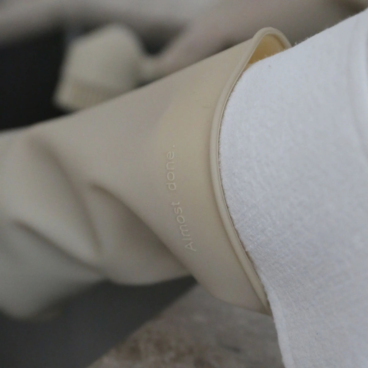 DESIGNSTUFF ETTA Silicone Dish Gloves, Size S/M, Sand