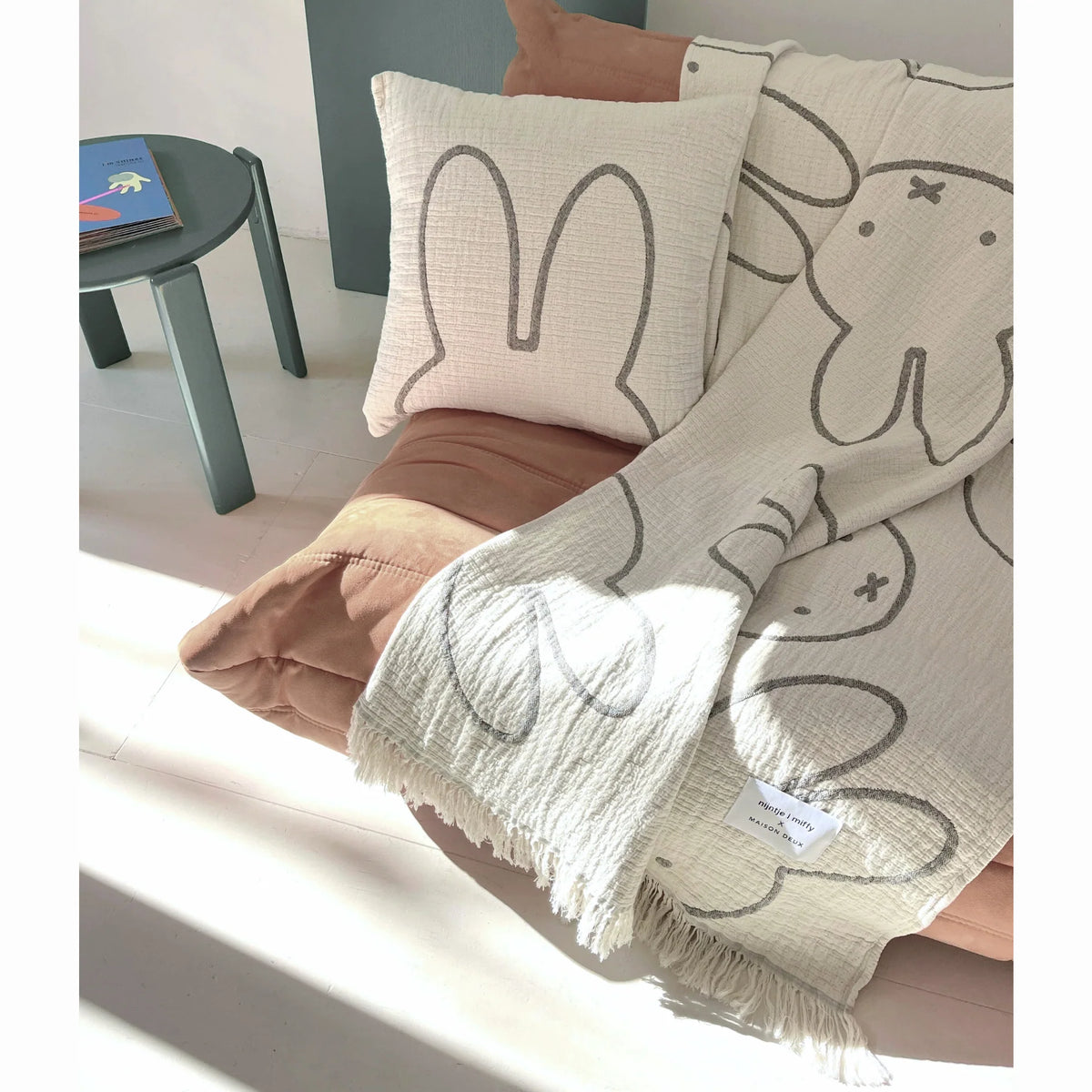 Miffy Cotton Blanket - Black