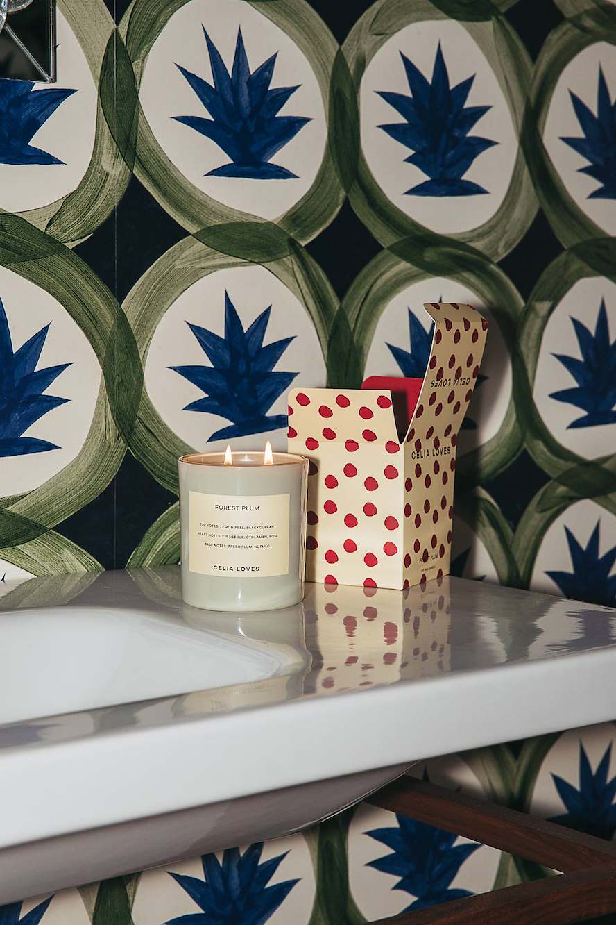Forest plum candle - 395gms